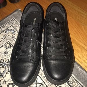 Barely worn Kenneth Cole sneakers
